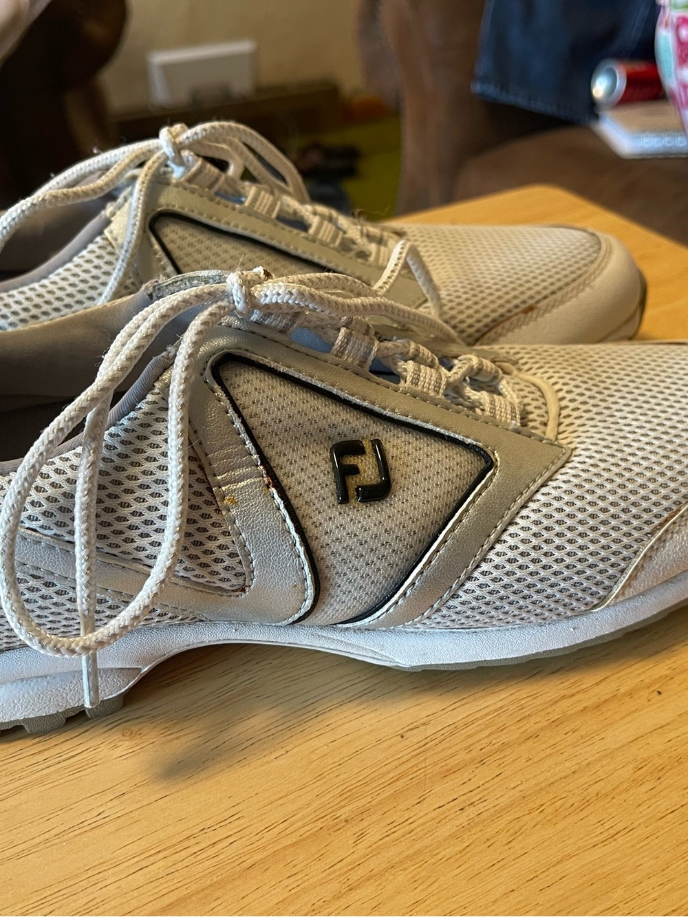 Footjoy Sport TF Boa Women's Size 9M white Golf Shoes 98901